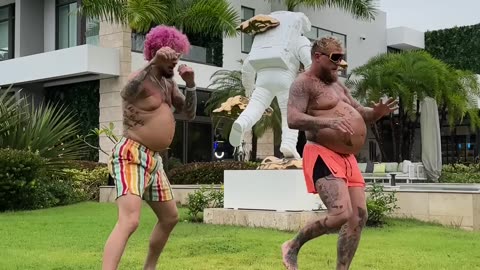 The fight is cancelled but the grind don’t stop.