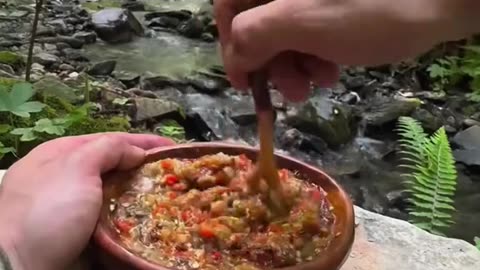 Cooking beef steak between pita bread , in nature 🥩🪵💦🐿