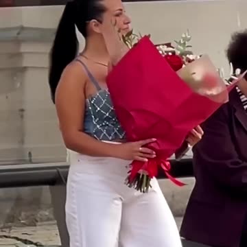 Lack of trust is the greatest enemy of creativity😏#kindness #help