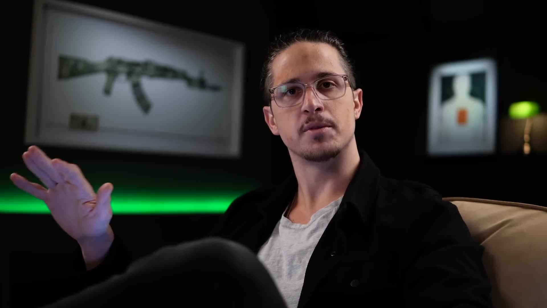 Undercover FBI Agent Reveals How He Stopped a Plot to Kick Off Civil War In America