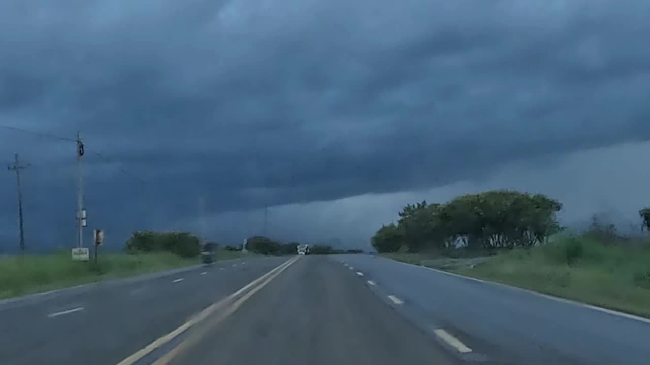 Philippines: The Reality 🇵🇭 | Expat Life Truths About Customer Service