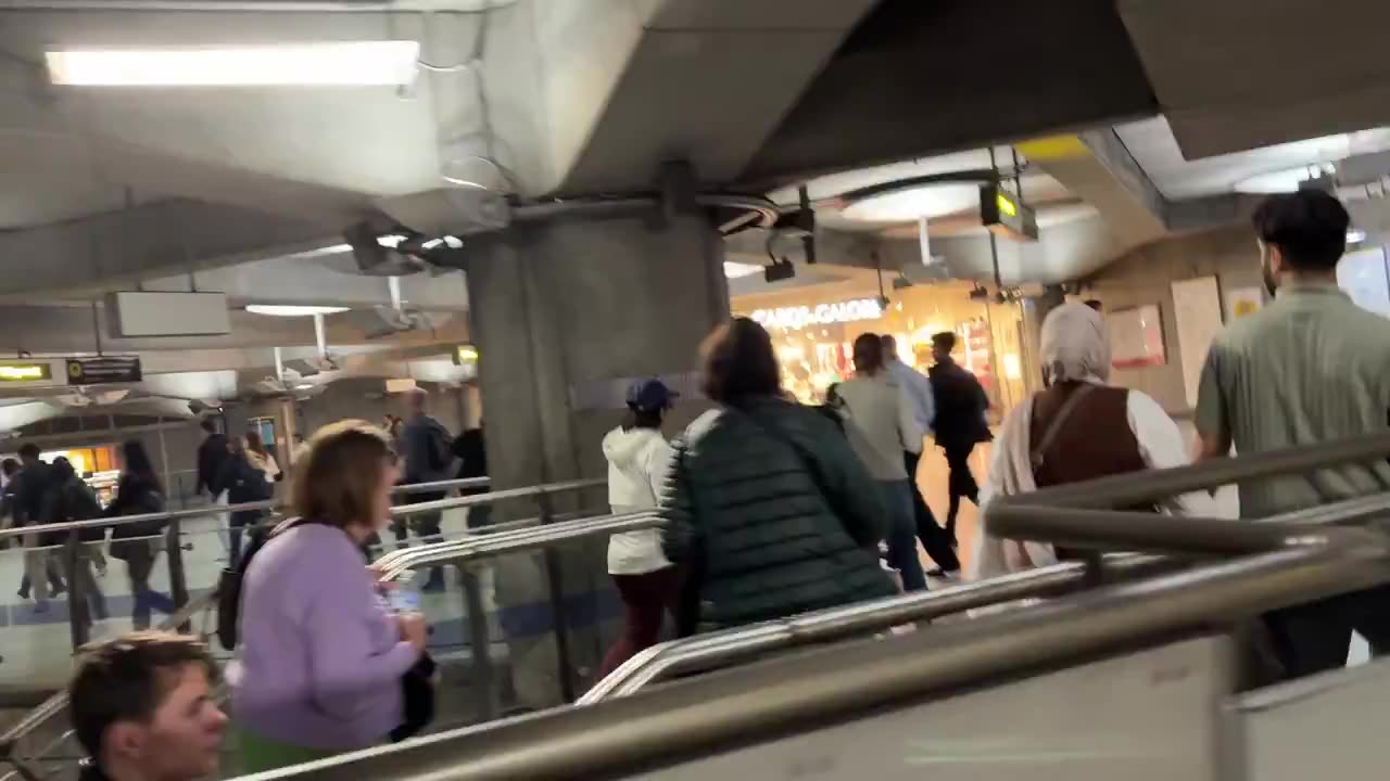 🚨 BREAKING: we’ve just been told to evacuate Westminster