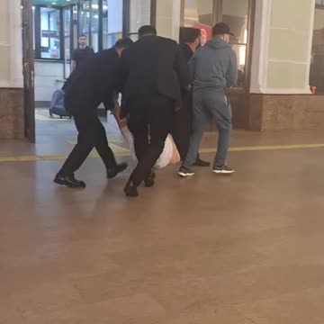 Man Snatched by Group of "Caucasian Men" from Moscow Train Station