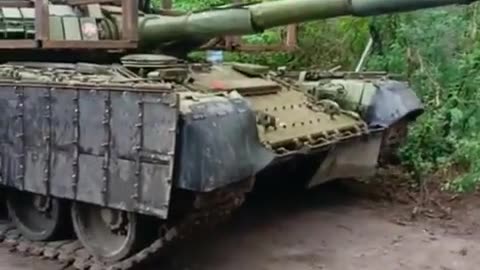 💥💥 Ukraine Russia War | Russian T-80BV BRAT ERA vs. M2 Bradley | RCF