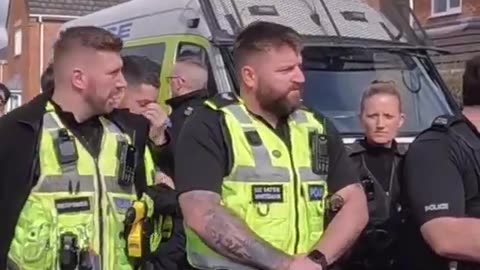 Police officers dont know their oath and allegiance