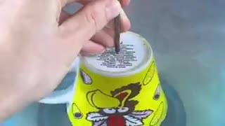Shocking: Science experiment with mug