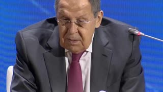 Lavrov: UE debe exigir a Kiev derogar las leyes que violan la Carta de la ONU
