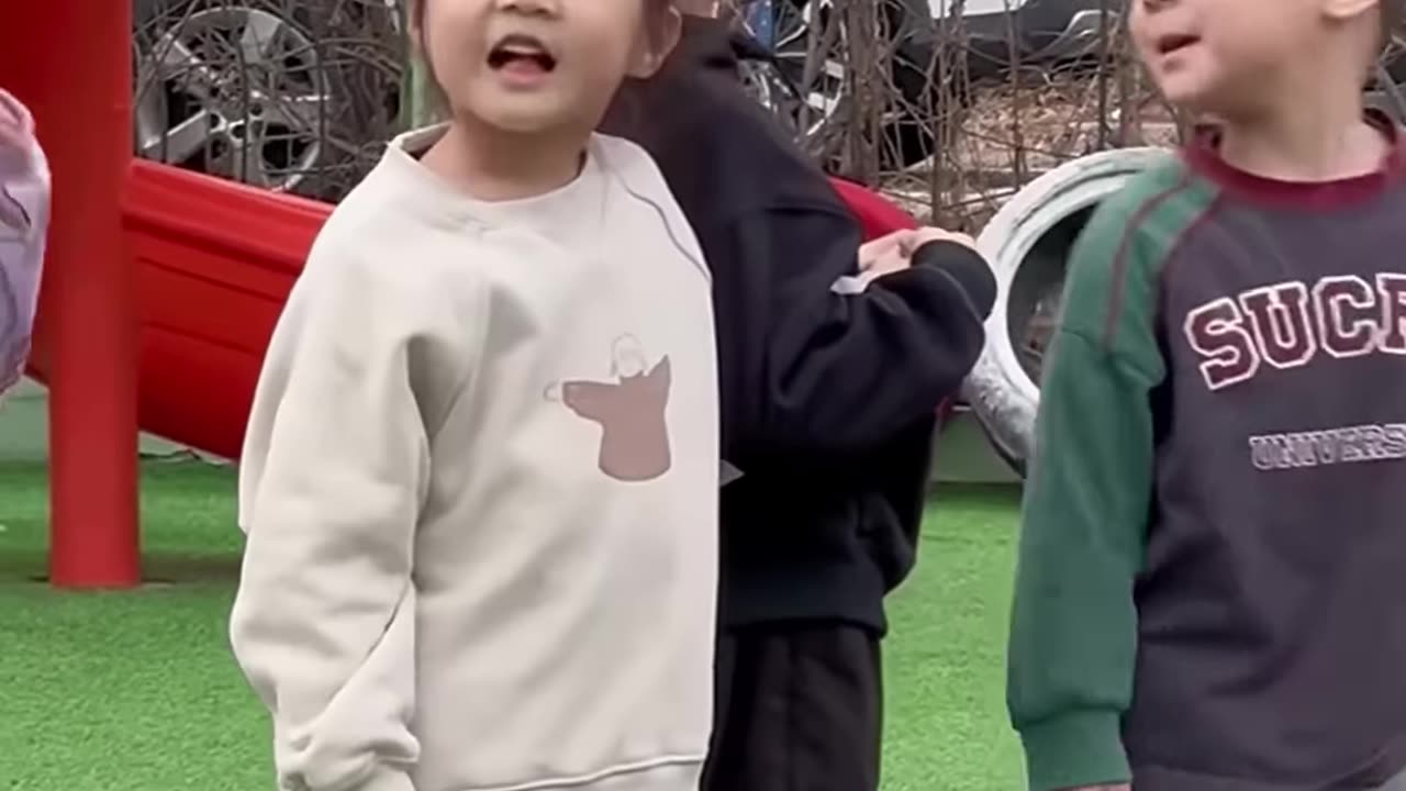 A Sweet Moment Between A Little Boy & A Girl! 😂❤️