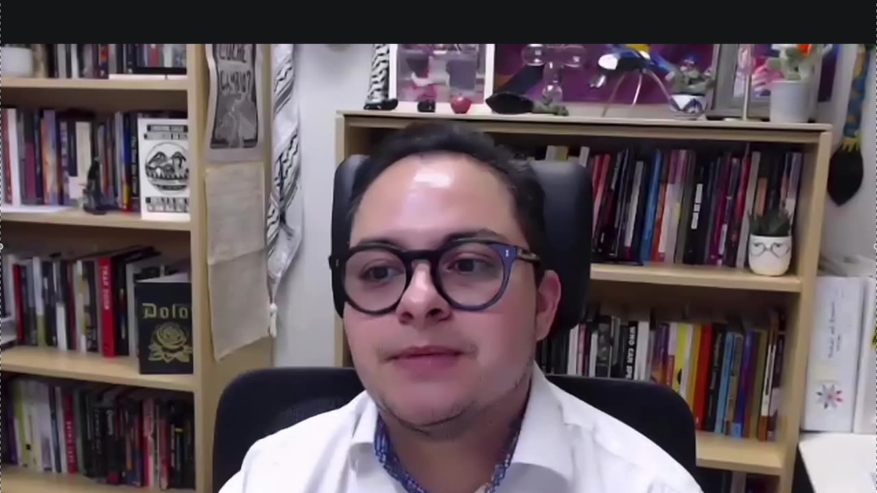 'Colonial dysphoria' causes 'distress' for minority students, professor says