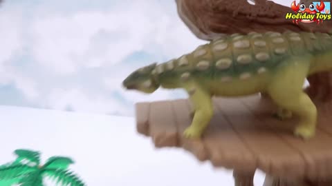 Feed Indominus with Fresh Fish and Meat for Lunch