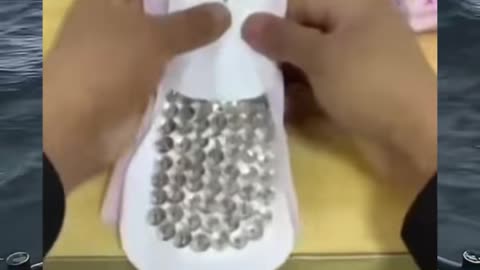 Try not to laugh 😂😂😂