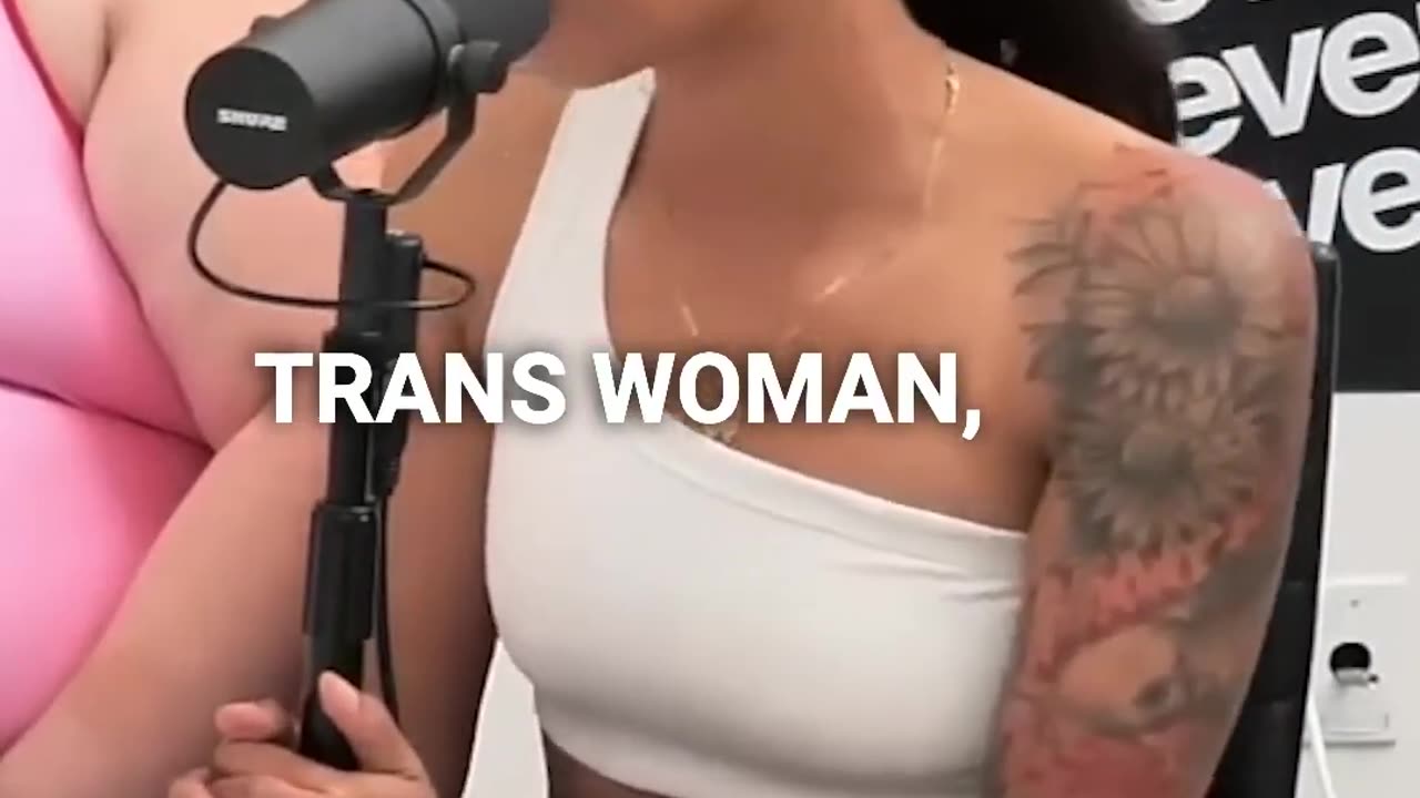 DELUSIONAL WOMAN Has A Mental Breakdown