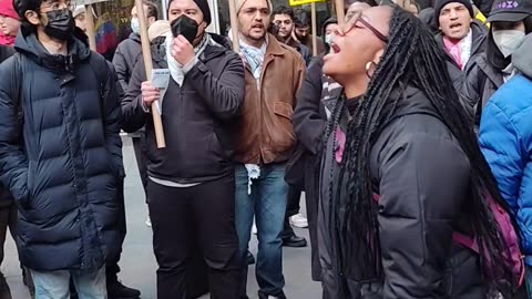 NYPD cops threaten to arrest a PEACEFUL protestor for this reason.