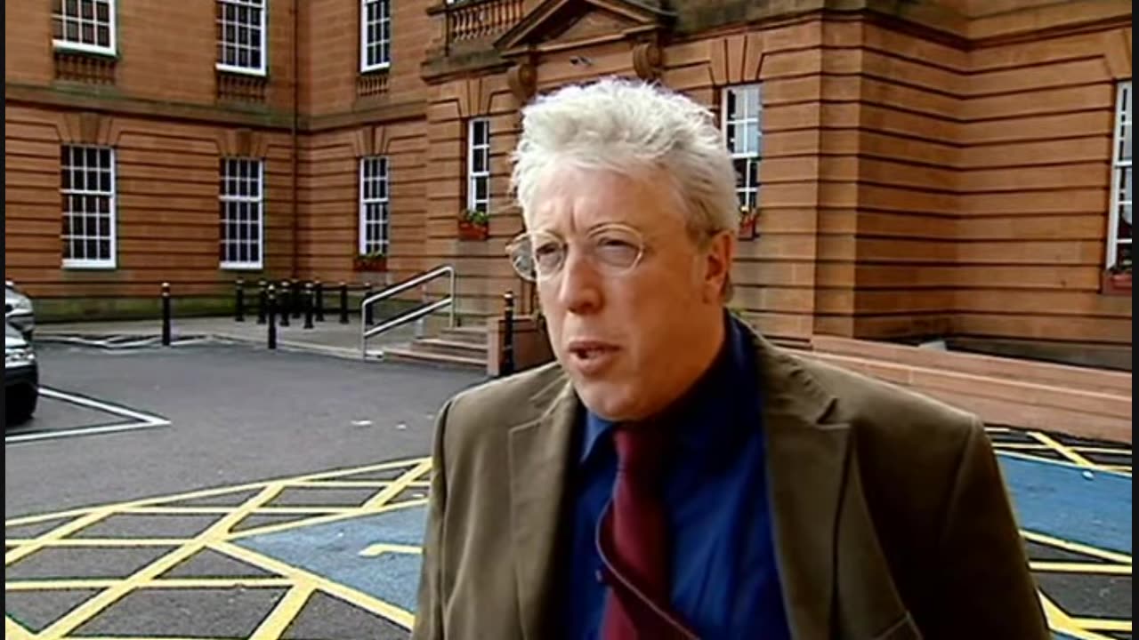 Plastic Bag interrupts News Report (Original)