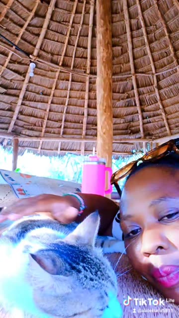 Bonding time with miss Winnie 💕 💖