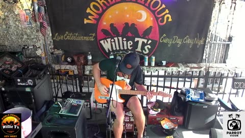 LIVE Music Everyday!