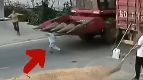 Jesus Saved This Child from Certain Death – A True Miracle! 🙏