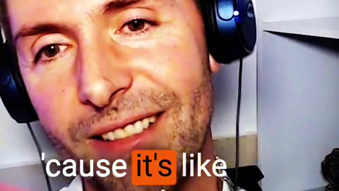 She Smiled at Me in the Gym... For All the WRONG Reasons 😂👕 #gymlife #podcast #shorts #uk #gym