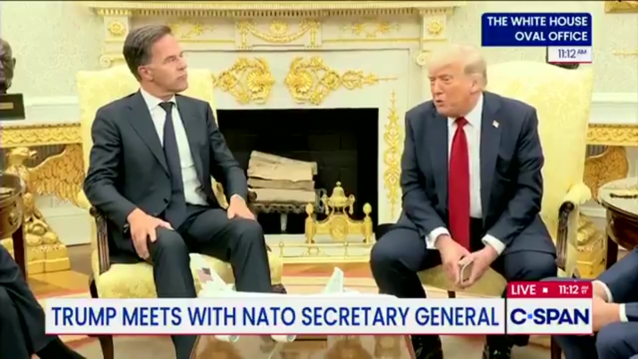 Trump Threatens Russia with 100% Tariffs if Deal with Ukraine isn't Reached in 50 Days