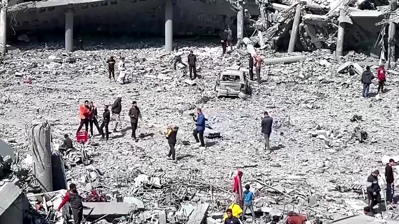 Aftermath of Israeli strike on a school shelter in Gaza City