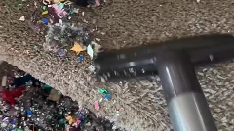 Pixie Dust on Stairs w- Mic’d Upholstery Tool #asmrsounds #vacuumasmr #oddlysatisfying #stressre