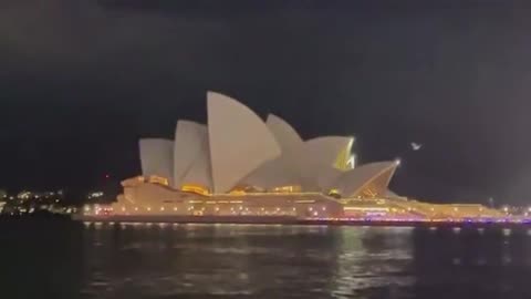 💥Q at Sydney Opera House 👀