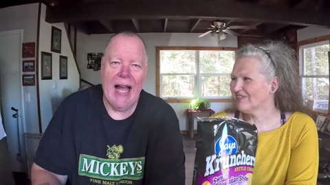 We Didnt Expect This From Jays Krunchers Kettle Cooked Sweet Hawaiian Style Onion Chips. #review