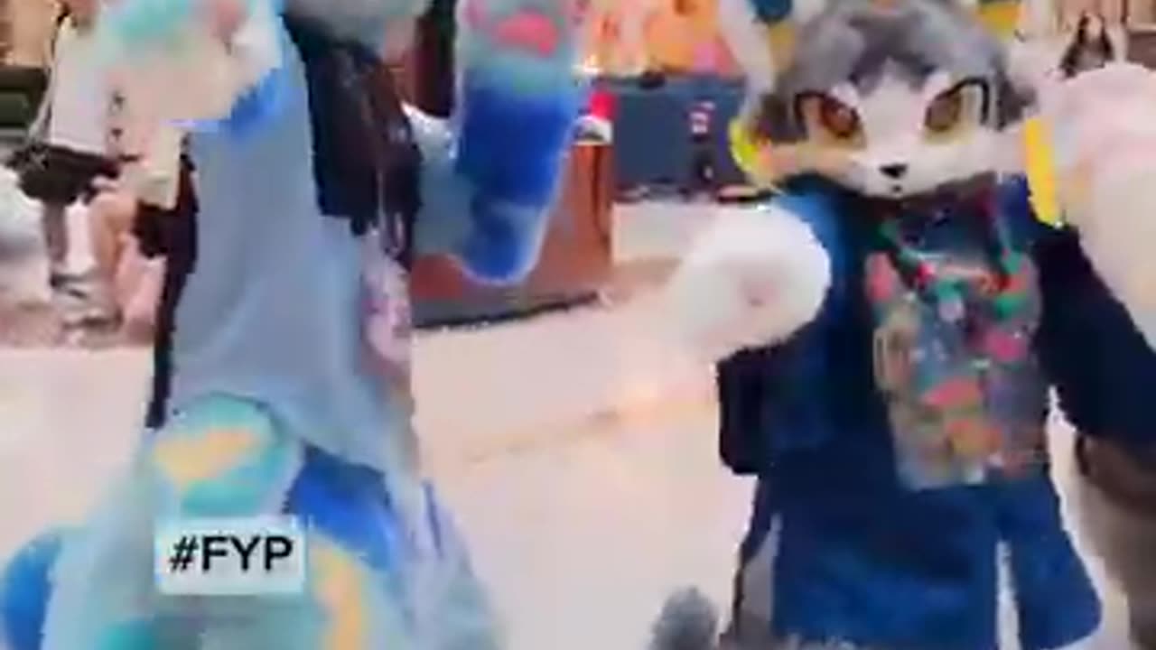 Dance in Fursuit - Furrys dançando! 💕