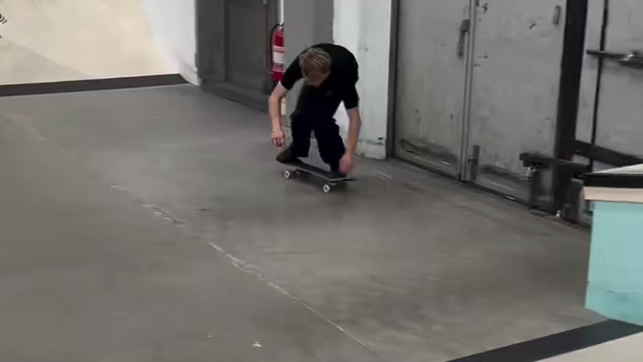 🤯🛹 Making BS Noseblunts Look a Little Too Easy? Wait For It... | SkateNation