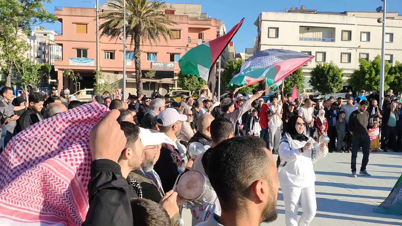 مسيرة الأواني للتنديد بالتجويع الممنهج على سكان غزة طنجة 11 05 2025 يا الخونة