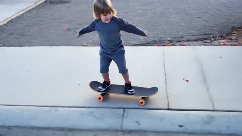 Easiest way to learn to skate - Handle for added balance