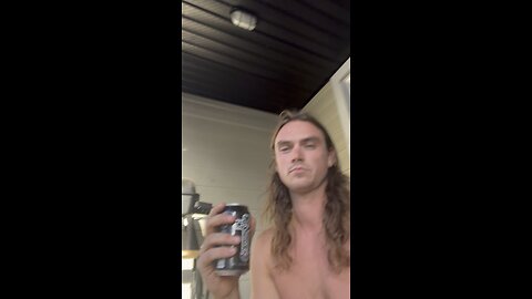 I am the can in black