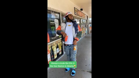 In Atl always one Dude
