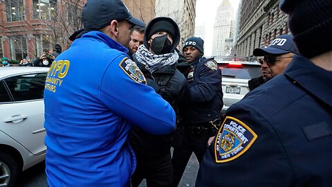 'Make It Hurt' — Trump Drops Hammer on Anti-ICE Protesters