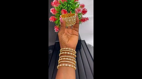 Unique wears