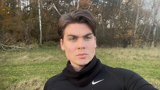 Why attractive men are lonely