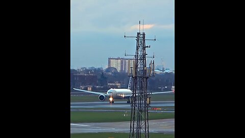 American Airlines Boeing 757-300 take off