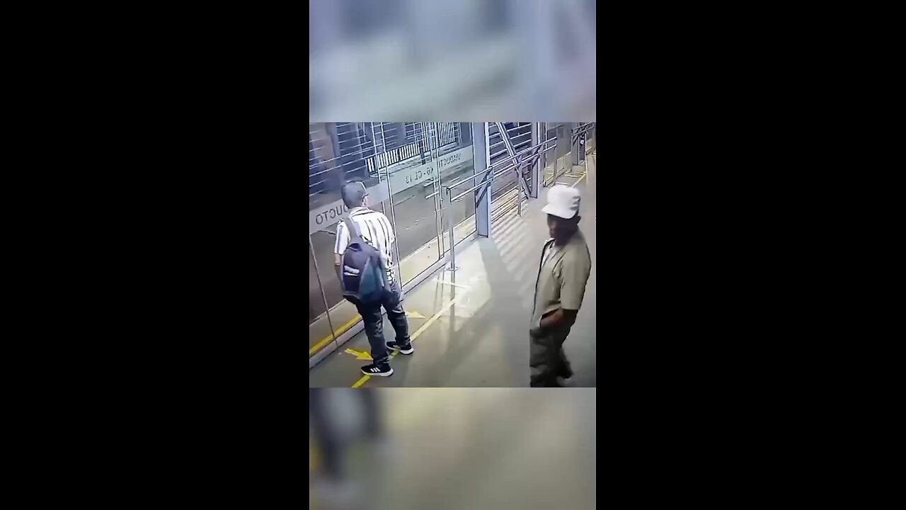 Camera captures violent assault on Megabús passenger in Pereira; #pereira #megabus #japd