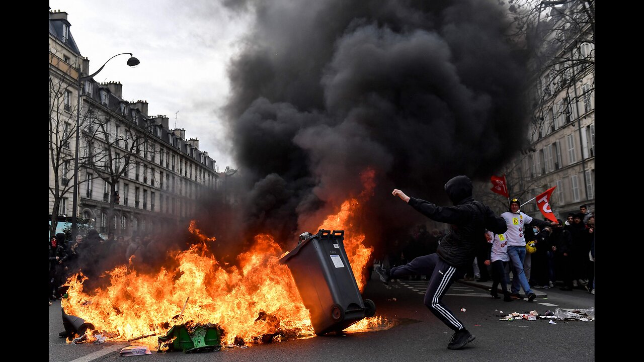 Macron muss weg - "On bloque tout" überzieht Frankreich