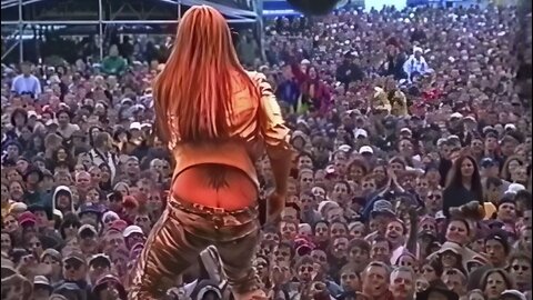 Anastacia (Live 2001 in USA)
