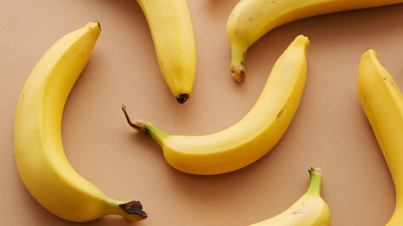 Running low on fuel? Grab a banana! 🍌