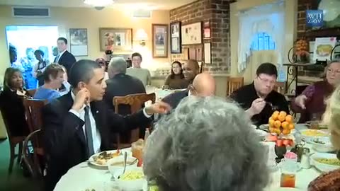 Raw Footage; President Obama's Surprise Lunch Stop