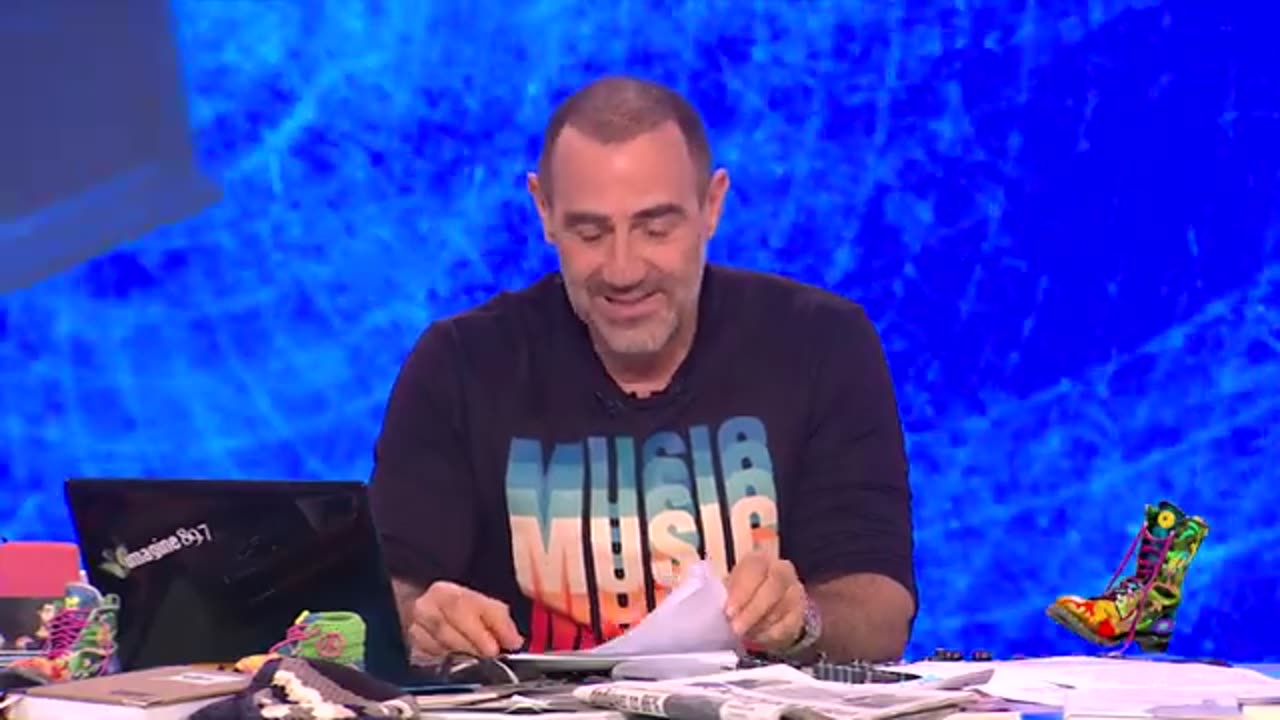 #Ραδιο_Αρβυλα .... ''Απλα... Τελειο''😂🤣😍