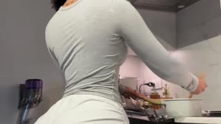 🍑 Supper Is Almost Ready 👌💯