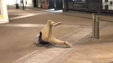 😂 This pole did him dirty! | FunFM