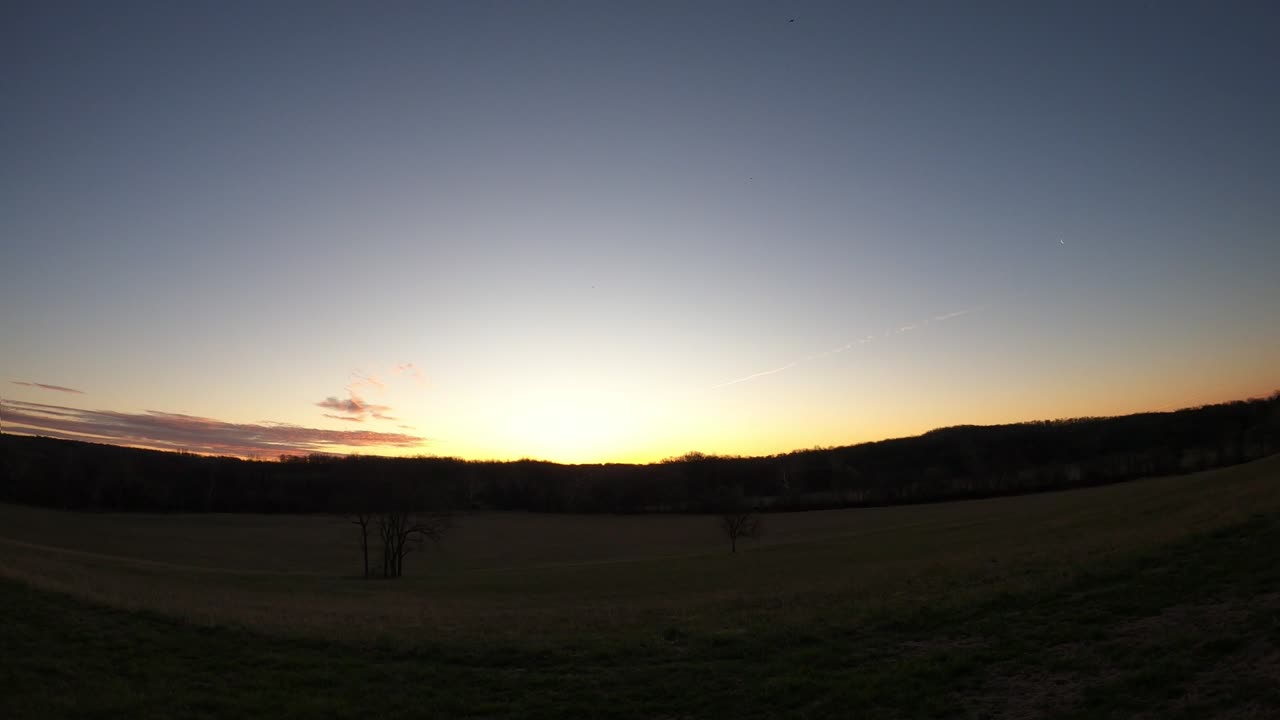 Sun ☀ Rise 3 25 25 45f/7c