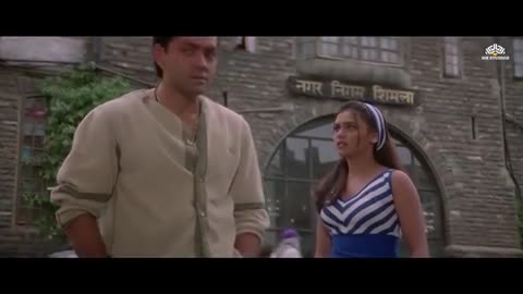 पता नहीं ये भुक्खर कितने दिन से भूखा था होटल में खाना भी नहीं है मैं क्या खाऊँगा- जोहनी लीवर,