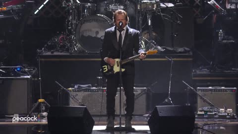 Less Than Zero (Elvis Costello cover) with The Roots - Eddie Vedder (live)