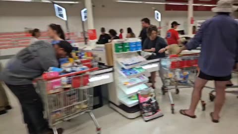 Kunnunara Supermarkt❗Kein Verkäufer/in arbeitet an der Kasse❗