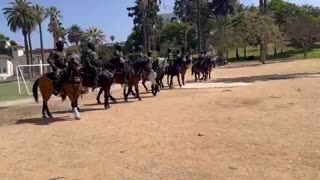 ICE with guns and tactical gear came to MacArthur Park in LA